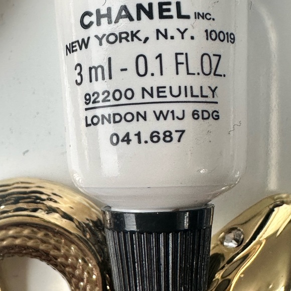 CHANEL LE LIFT EYES x 2 samples - Picture 2 of 3